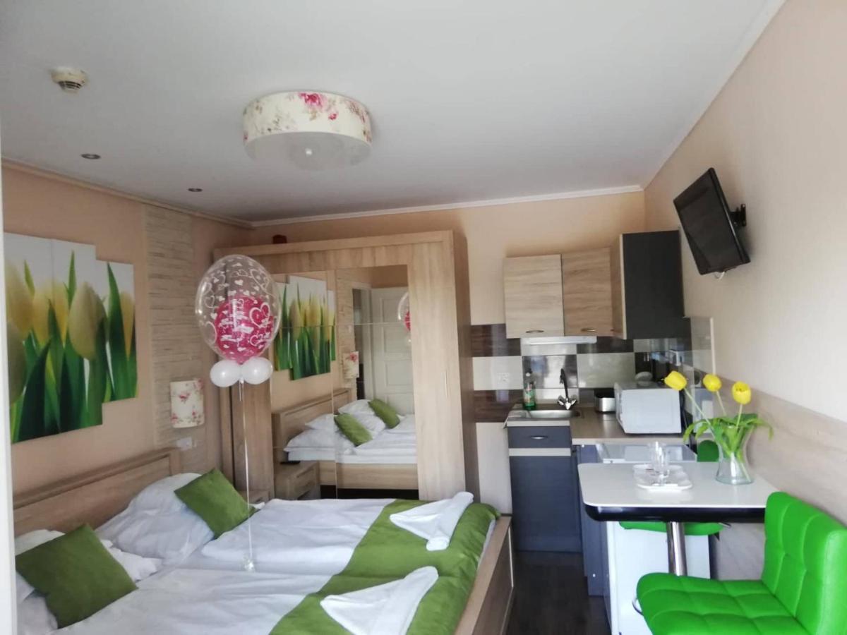 Kek Laguna Wellness Apartmanok Egerszalók Eksteriør billede