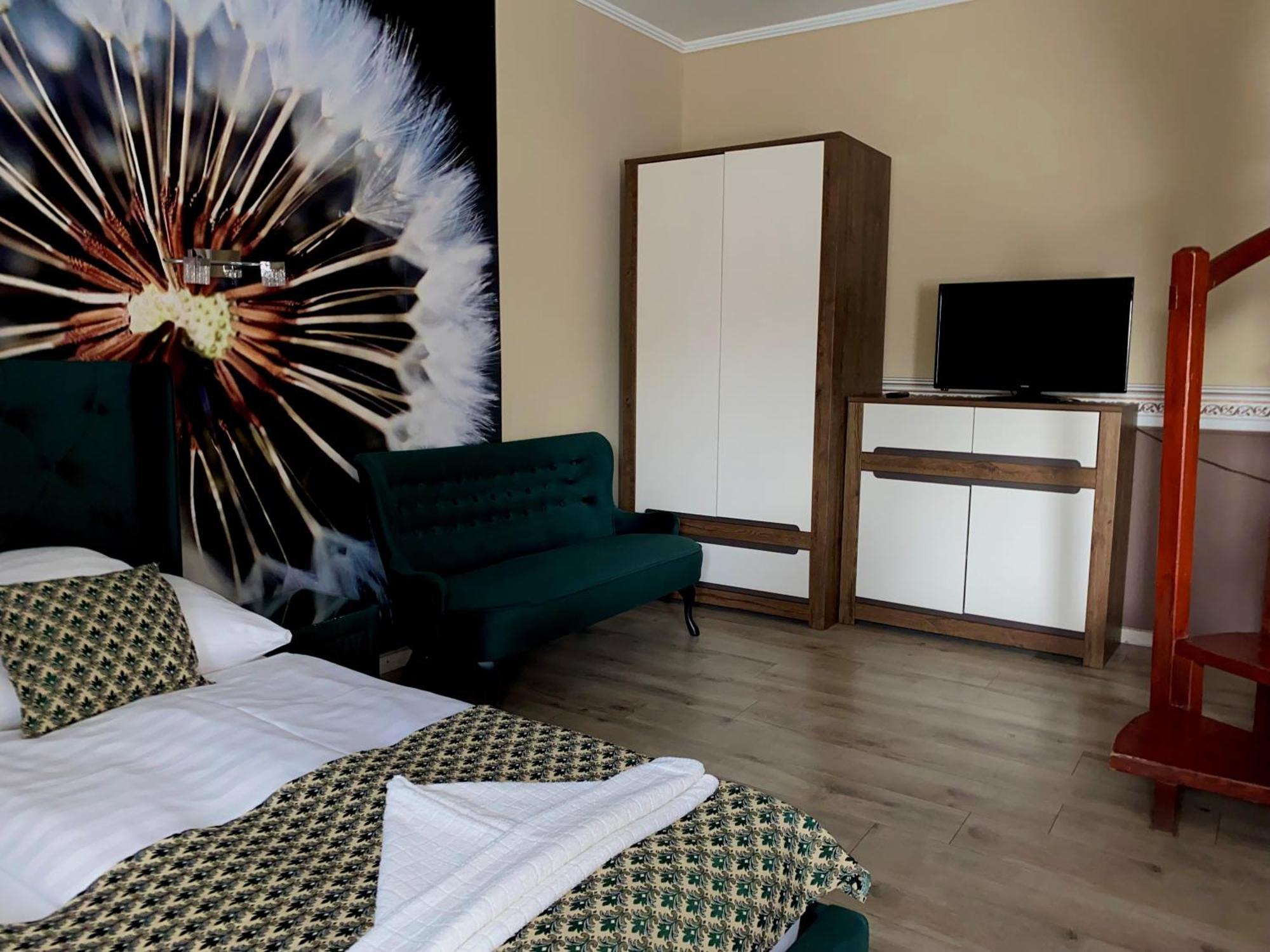 Kek Laguna Wellness Apartmanok Egerszalók Eksteriør billede